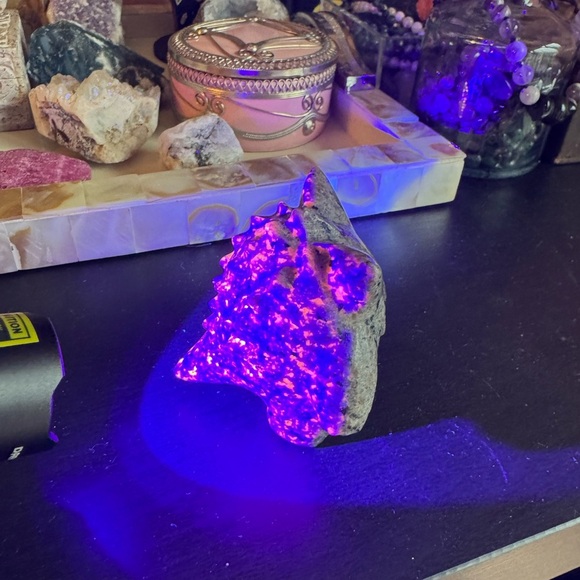 Yooperlite Gangar Crystal - Picture 5 of 5